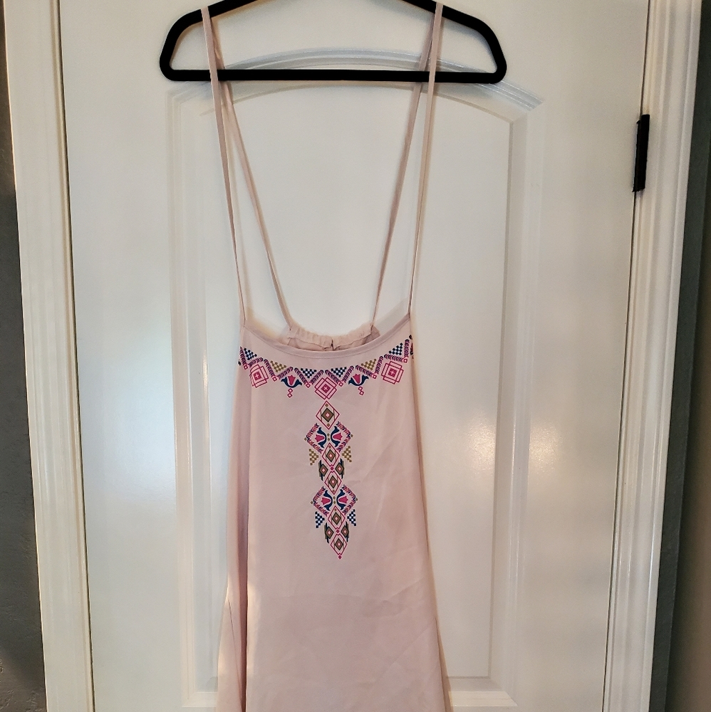 Dress - Picture 4 of 4